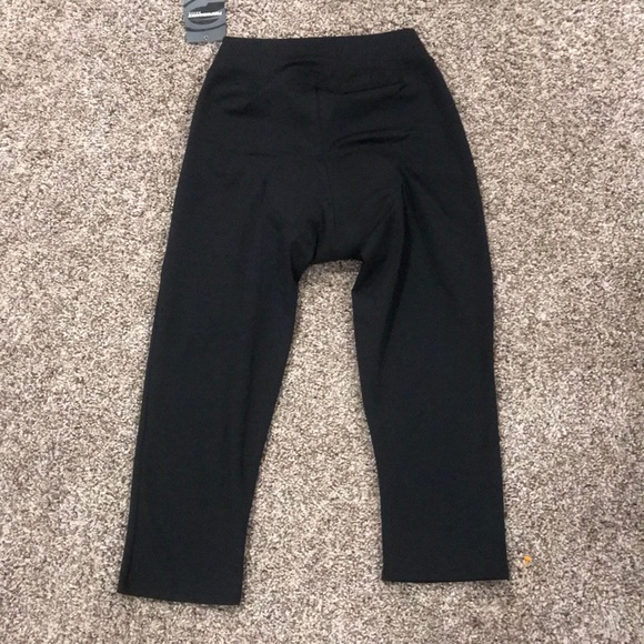 Women’s bicycle performance cycling pants new!! - Picture 4 of 6